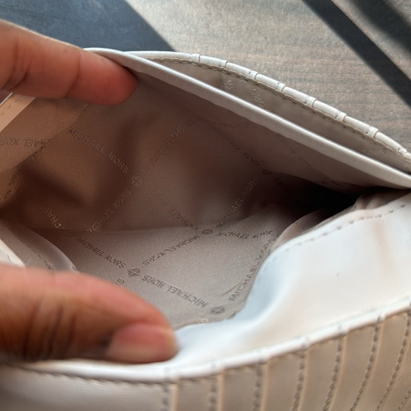 White Michael Kors Trifold Wallet - Picture 8 of 9